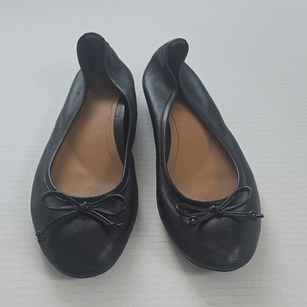 Vionic Callisto Black Leather Flats with Bow Sz 9